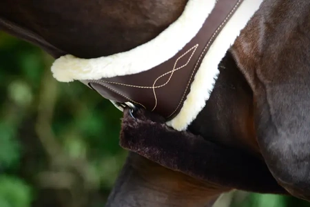 Popręg KENTUCKY Sheepskin Anatomic / brązowy